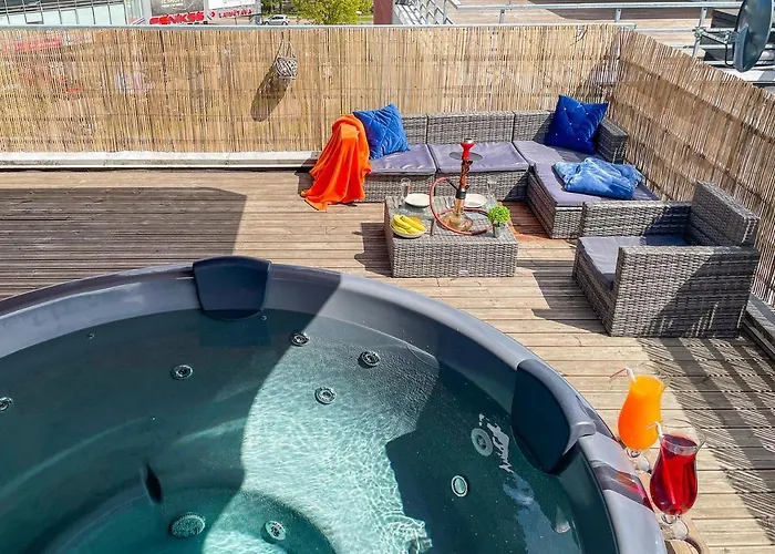 Skyhouse Riga Lux Penthouse & Spa